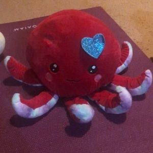 3/20$ Red Kawaii Octopus Plush
